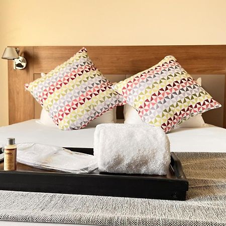 Campanile Paris Sud Saclay- Gif Sur Yvette Hotel Жиф-сюр-Ивет Екстериор снимка