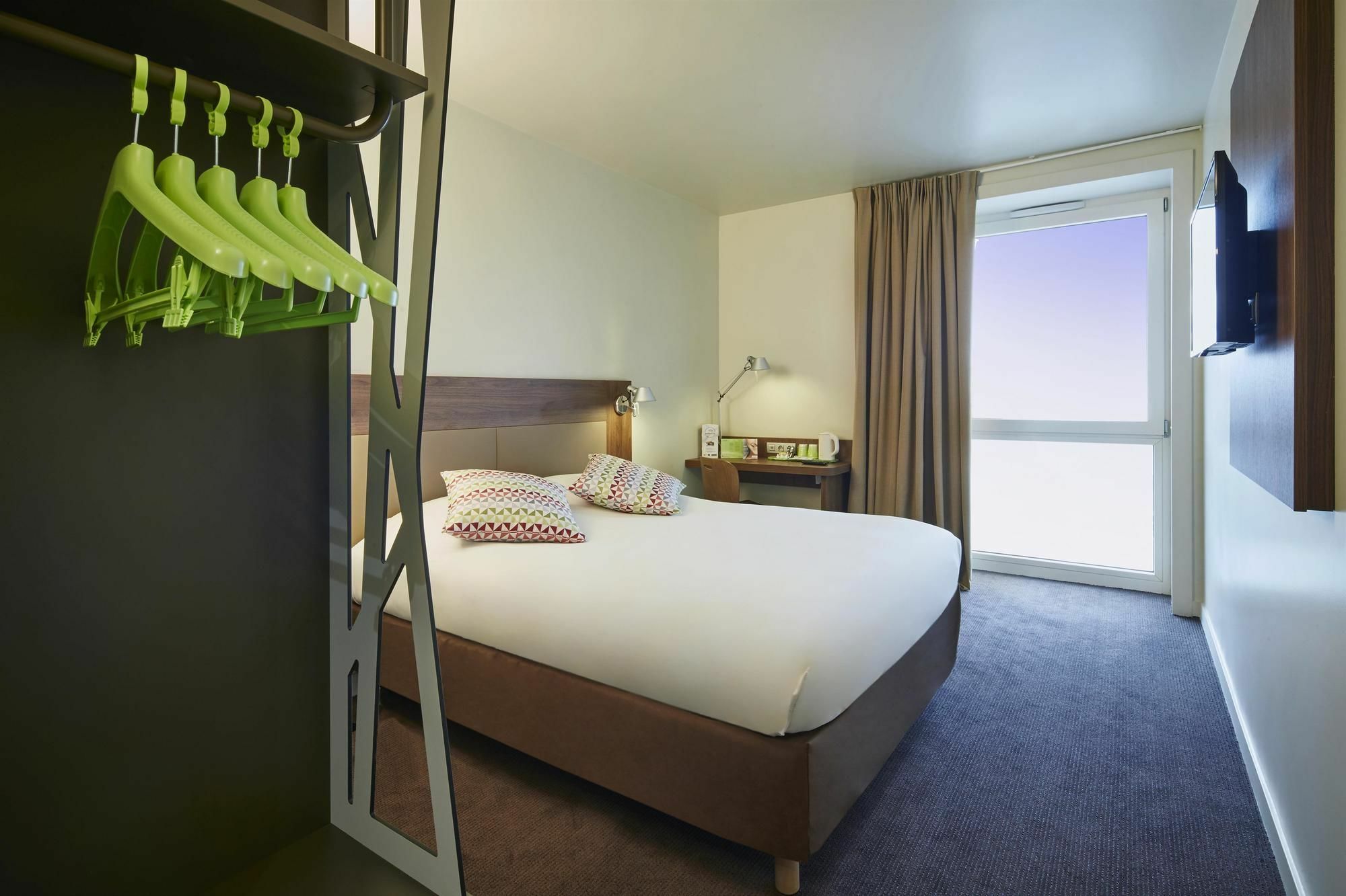 Campanile Paris Sud Saclay- Gif Sur Yvette Hotel Жиф-сюр-Ивет Екстериор снимка