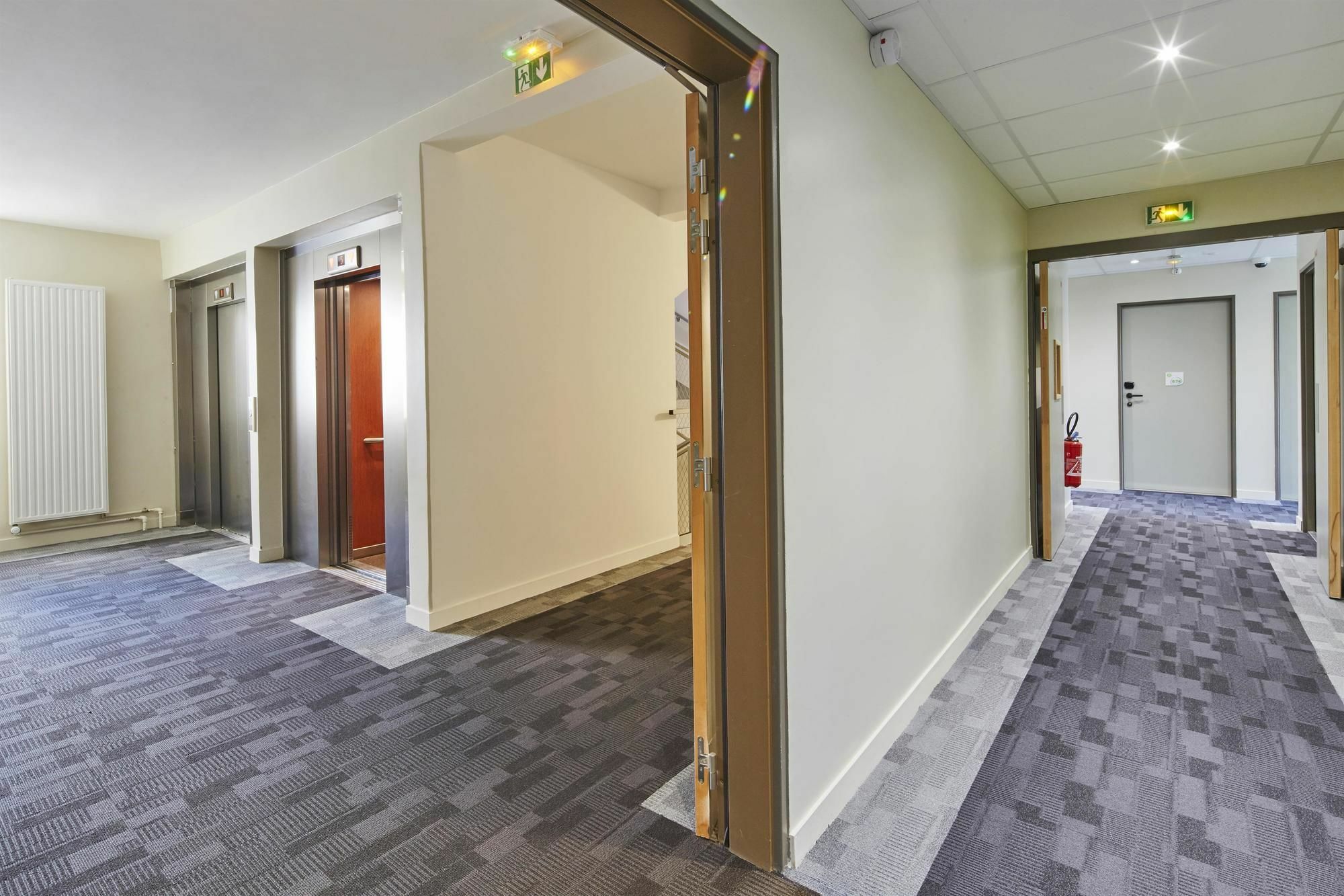 Campanile Paris Sud Saclay- Gif Sur Yvette Hotel Жиф-сюр-Ивет Екстериор снимка