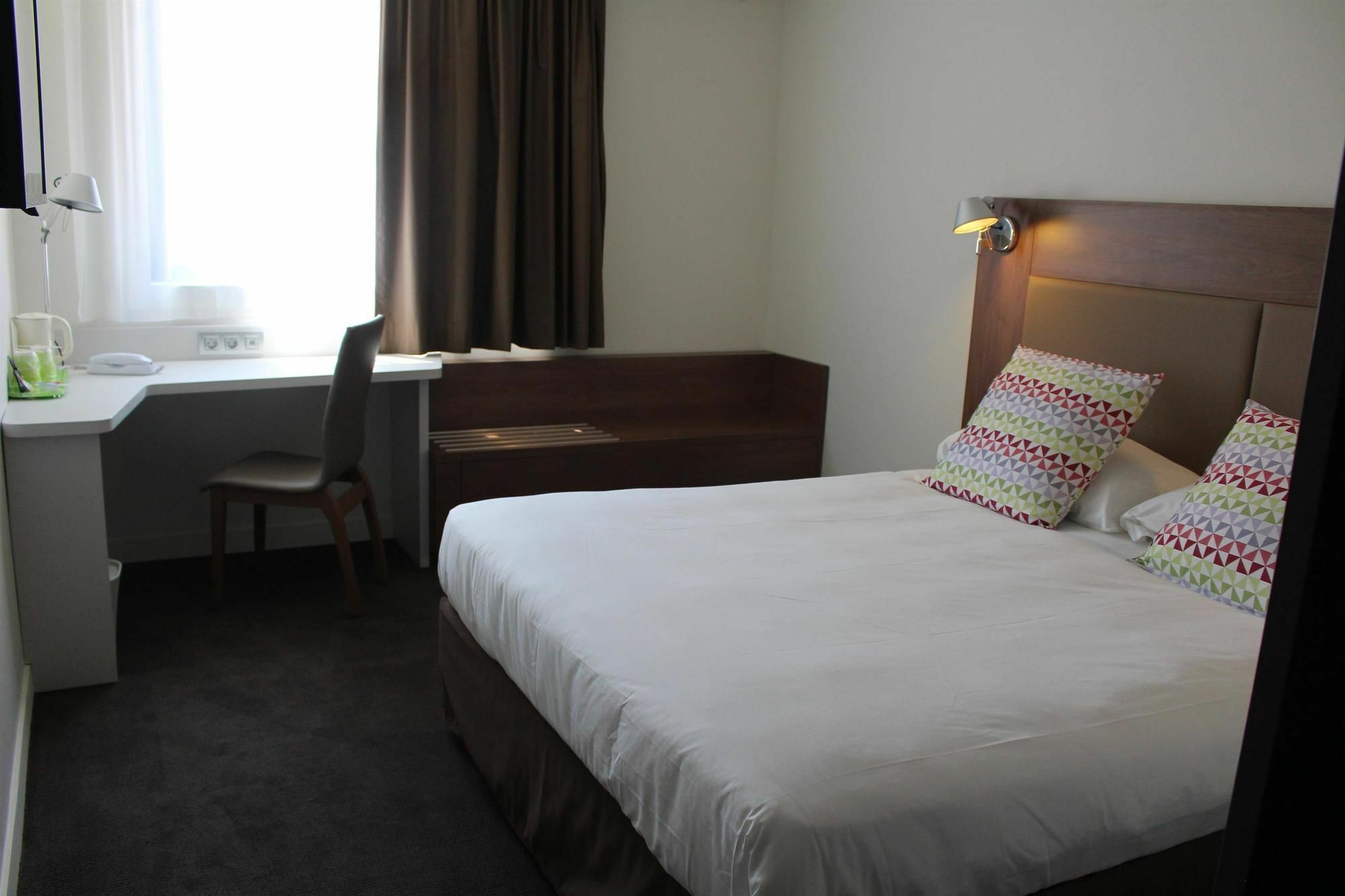 Campanile Paris Sud Saclay- Gif Sur Yvette Hotel Жиф-сюр-Ивет Екстериор снимка