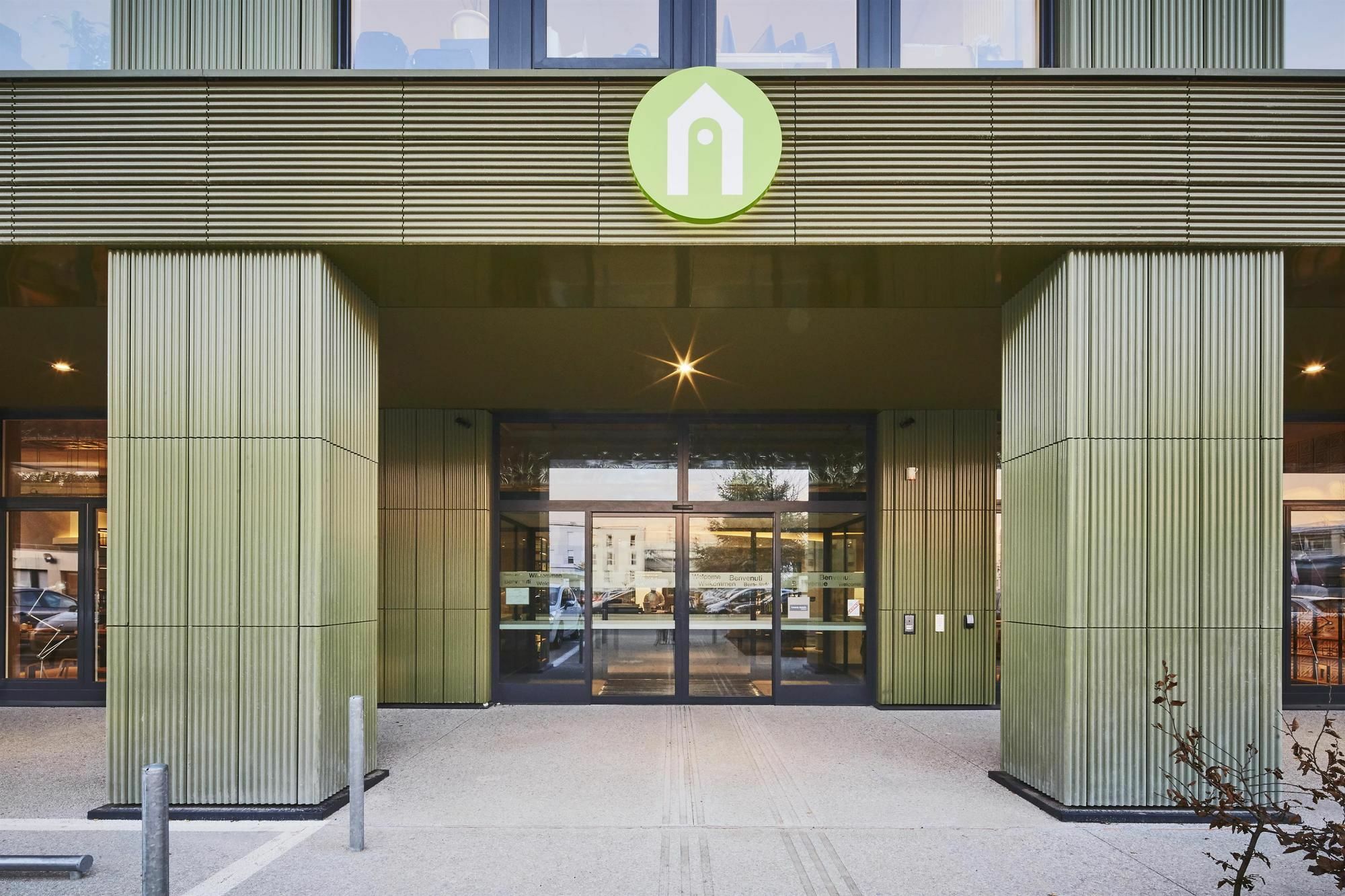 Campanile Paris Sud Saclay- Gif Sur Yvette Hotel Жиф-сюр-Ивет Екстериор снимка